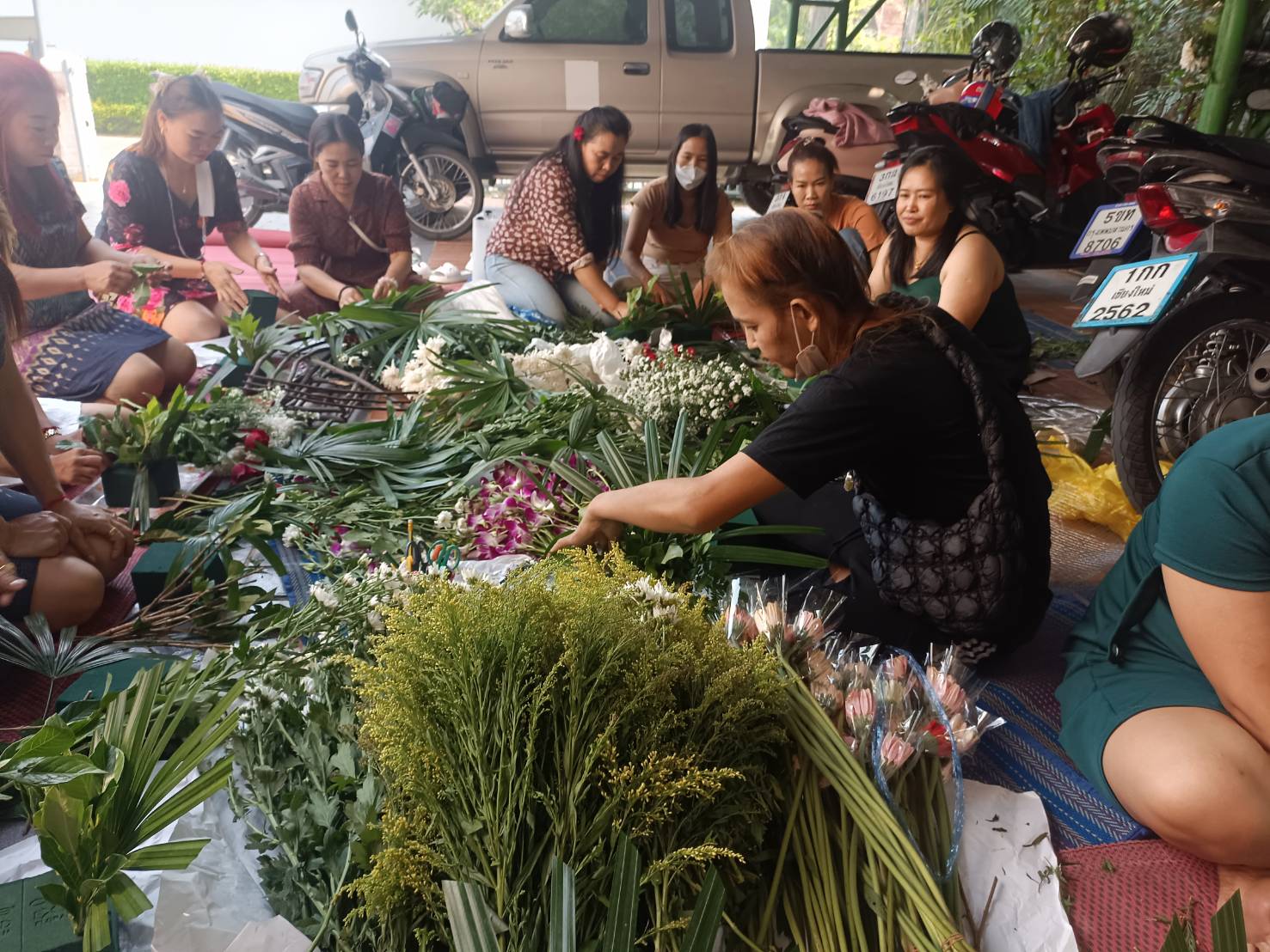 Basic Floral Design and Flower Arrangements Training for Domestic worker group on March 17, 2024